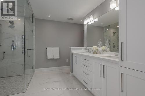 474 Dewitt Road, Hamilton (Lakeshore), ON - Indoor Photo Showing Bathroom