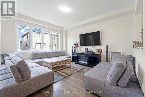 69 Lise Lane, Haldimand, ON - Indoor Photo Showing Living Room