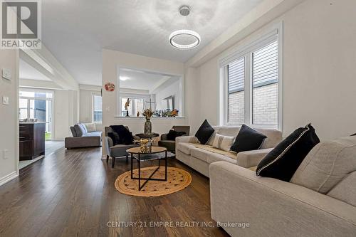 69 Lise Lane, Haldimand, ON - Indoor Photo Showing Living Room