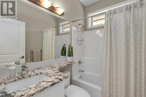 4943 Windsong Crescent, Kelowna, BC - Indoor Photo Showing Bathroom