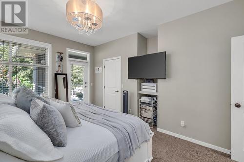 4943 Windsong Crescent, Kelowna, BC - Indoor Photo Showing Bedroom