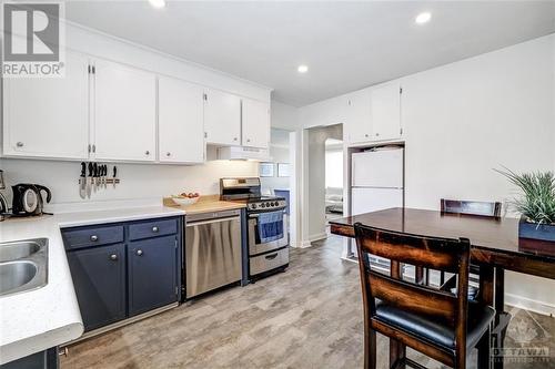 11 Twin Terrace, Ottawa, ON - Indoor Photo Showing Kitchen With Double Sink