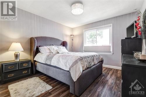 11 Twin Terrace, Ottawa, ON - Indoor Photo Showing Bedroom