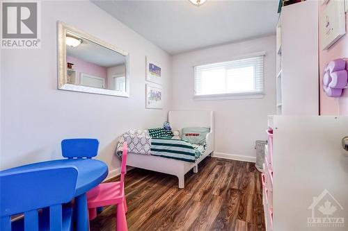 11 Twin Terrace, Ottawa, ON - Indoor Photo Showing Bedroom