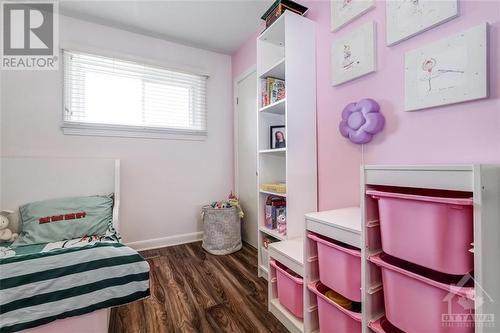 11 Twin Terrace, Ottawa, ON - Indoor Photo Showing Bedroom