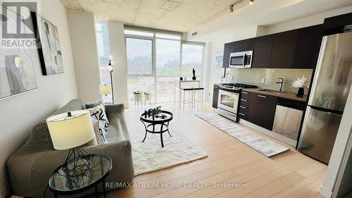 508 - 318 King Street E, Toronto (Moss Park), ON - Indoor Photo Showing Kitchen