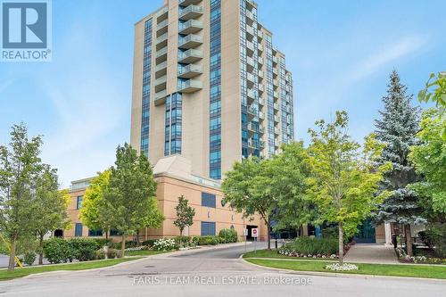 707 - 33 Ellen Street, Barrie (City Centre), ON - Outdoor With Facade