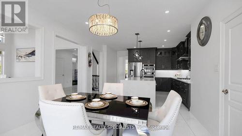 2 Rampart Drive, Brampton (Bram East), ON - Indoor Photo Showing Dining Room