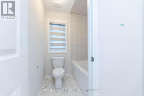 136 Blacklock Street, Cambridge, ON - Indoor Photo Showing Bathroom