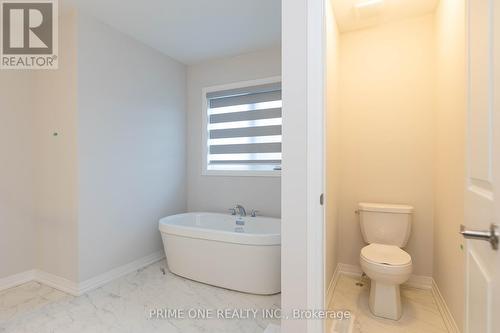 136 Blacklock Street, Cambridge, ON - Indoor Photo Showing Bathroom