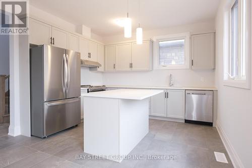 7709 Secretariat Court, Niagara Falls, ON - Indoor Photo Showing Kitchen With Stainless Steel Kitchen