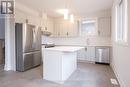 7709 Secretariat Court, Niagara Falls, ON  - Indoor Photo Showing Kitchen With Stainless Steel Kitchen 