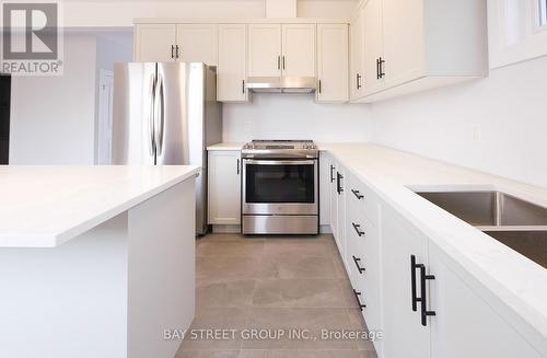 7709 Secretariat Court, Niagara Falls, ON - Indoor Photo Showing Kitchen With Stainless Steel Kitchen