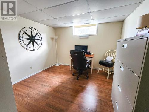 32 Teefy St, Iroquois Falls, ON - Indoor Photo Showing Other Room