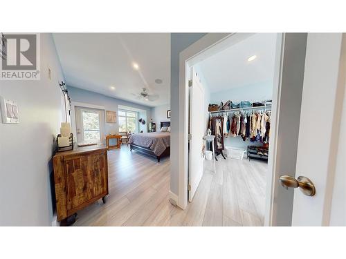 2526 Waverly Drive, Blind Bay, BC - Indoor