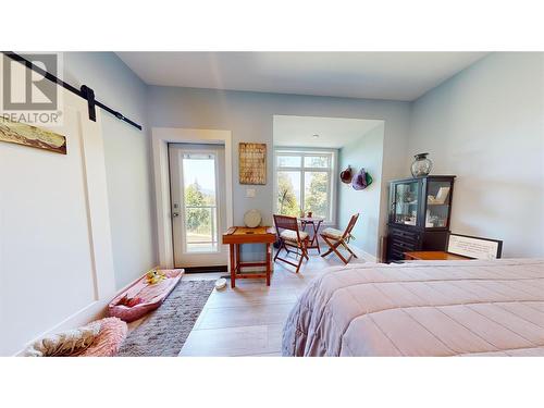 2526 Waverly Drive, Blind Bay, BC - Indoor Photo Showing Bedroom