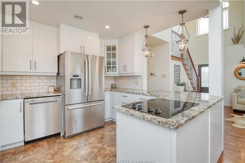 89 Spartan Court, Moncton, NB - Indoor Photo Showing Kitchen With Stainless Steel Kitchen With Upgraded Kitchen