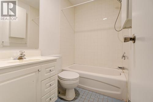 204 - 33 Maitland Street, Toronto (Church-Yonge Corridor), ON - Indoor Photo Showing Bathroom