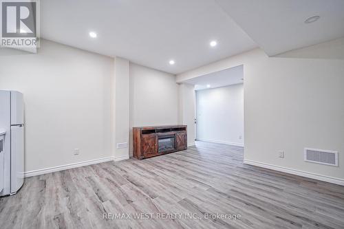 Bsmt - 54 Greville Street, Vaughan (Vellore Village), ON - Indoor