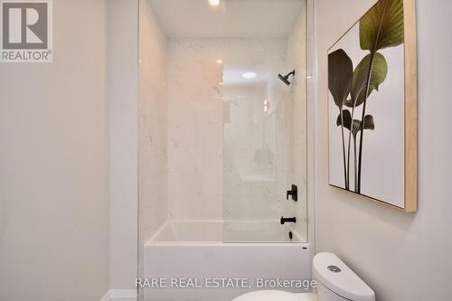 1411 Maple Way, Innisfil, ON - Indoor Photo Showing Bathroom