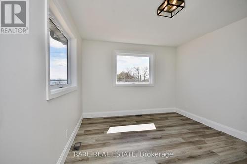 1411 Maple Way, Innisfil, ON - Indoor Photo Showing Other Room