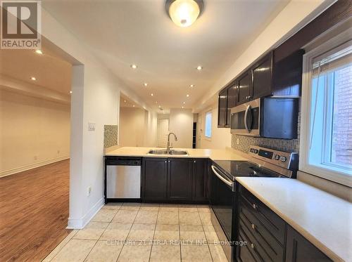 Main - 171 Freemont Street, Vaughan (Patterson), ON - Indoor Photo Showing Kitchen With Double Sink With Upgraded Kitchen