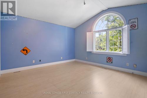 29 Glenhuron Drive, Springwater (Midhurst), ON - Indoor Photo Showing Other Room