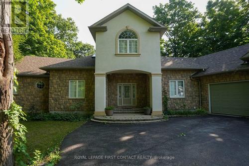 29 Glenhuron Drive, Springwater (Midhurst), ON - Outdoor