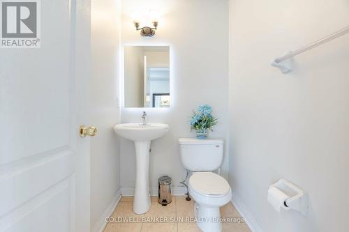 4890 Capri Crescent, Burlington (Alton), ON - Indoor Photo Showing Bathroom