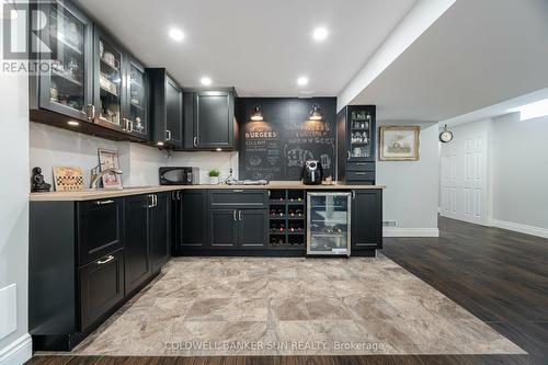 4890 Capri Crescent, Burlington (Alton), ON - Indoor Photo Showing Kitchen