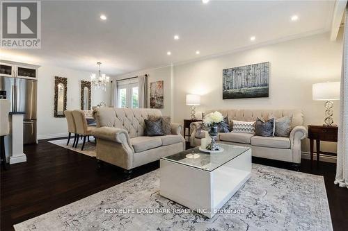 2184 Buttonbush Crescent E, Mississauga (Erin Mills), ON - Indoor Photo Showing Living Room