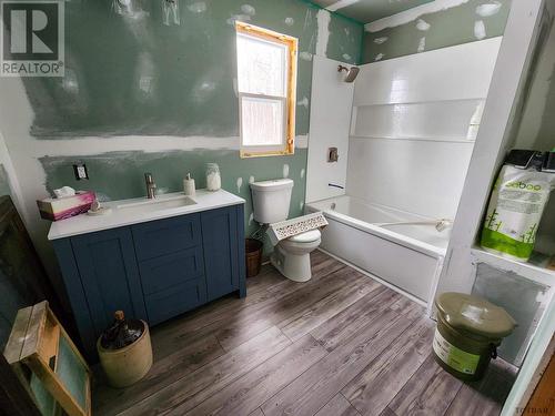 Lot 7 River Rd, Sharpe Township, ON - Indoor Photo Showing Bathroom