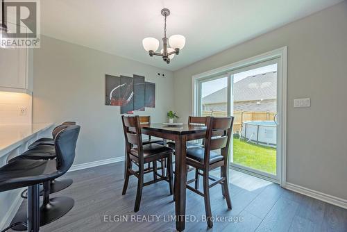 13 White Tail Path, St. Thomas, ON - Indoor Photo Showing Dining Room