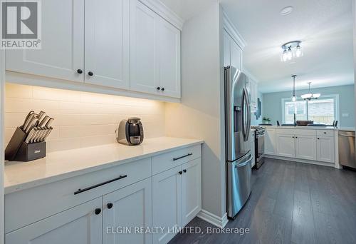 13 White Tail Path, St. Thomas, ON - Indoor Photo Showing Kitchen