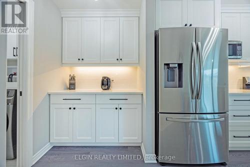 13 White Tail Path, St. Thomas, ON - Indoor Photo Showing Kitchen