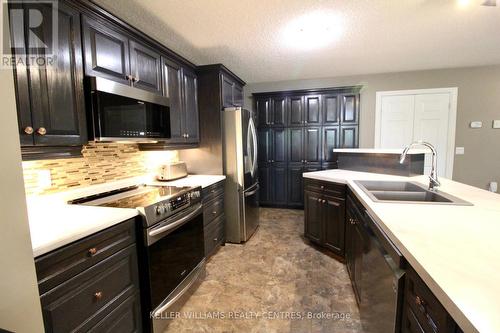 113 Lake Rosalind Road 1, Brockton, ON - Indoor Photo Showing Kitchen With Double Sink With Upgraded Kitchen