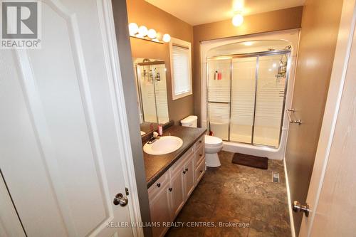 113 Lake Rosalind Road 1, Brockton, ON - Indoor Photo Showing Bathroom