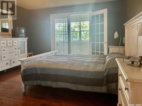 100 Centre Street, Regina Beach, SK - Indoor Photo Showing Bedroom