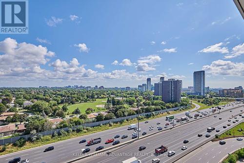 1610 - 188 Fairview Mall Drive, Toronto (Don Valley Village), ON - Outdoor With View