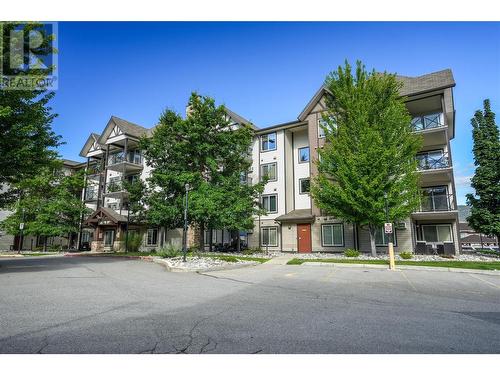 256 Hastings Avenue Unit# 212, Penticton, BC - Outdoor With Facade