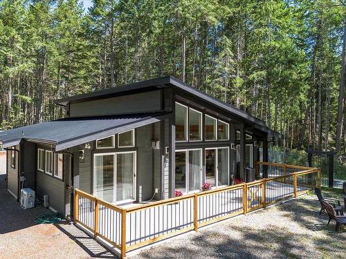 1802 Stalker Rd, Gabriola Island, BC 