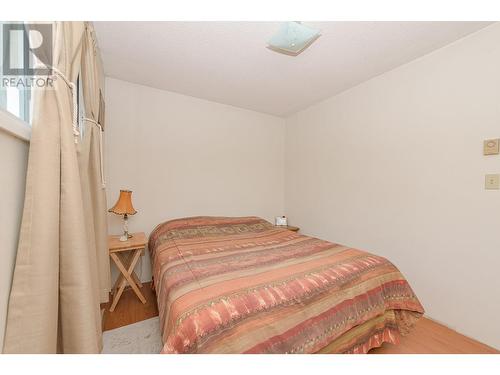 4420 Schubert Road, Spallumcheen, BC - Indoor Photo Showing Bedroom