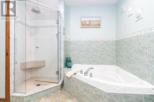 63 Broadview Street, Collingwood, ON - Indoor Photo Showing Bathroom