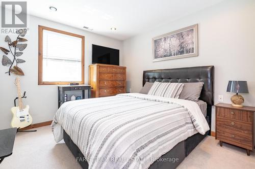 63 Broadview Street, Collingwood, ON - Indoor Photo Showing Bedroom