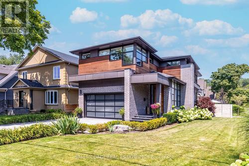 33 Wenonah Drive, Mississauga, ON - Outdoor With Facade