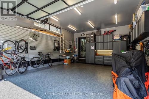 33 Wenonah Drive, Mississauga, ON - Indoor Photo Showing Garage