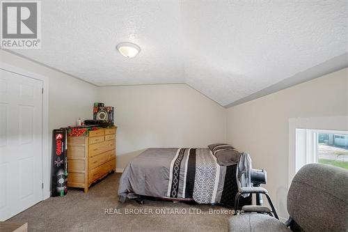 144132 Hawkins Road, Tillsonburg, ON - Indoor Photo Showing Bedroom