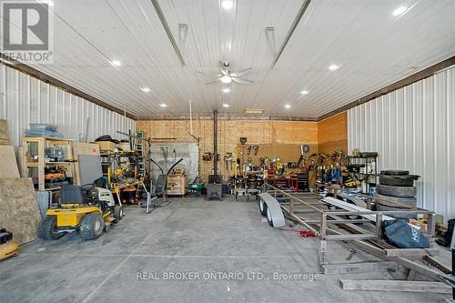 144132 Hawkins Road, Tillsonburg, ON - Indoor Photo Showing Garage