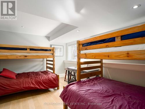 4086 Hickory Drive, Mississauga, ON - Indoor Photo Showing Bedroom