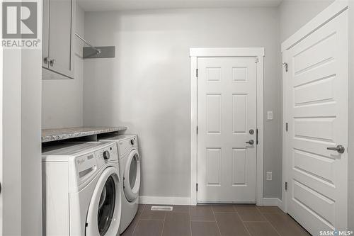 438 Secord Way, Saskatoon, SK - Indoor Photo Showing Laundry Room